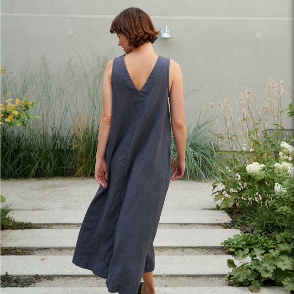 Linenfox Rue dress - Picture 2 of 5